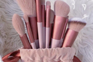 Set de 13 pinceaux de maquillage