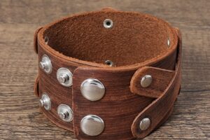 Bracelet en cuir multicouche simple