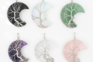 Pendentif Lune en cristal naturel