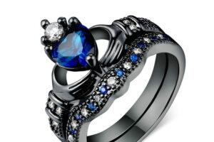 Bague saphir couronne de l'amour