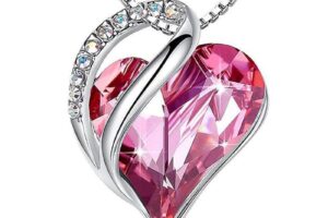 Collier en forme de cœur