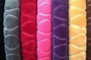 Housse de volant en peluche pour voiture