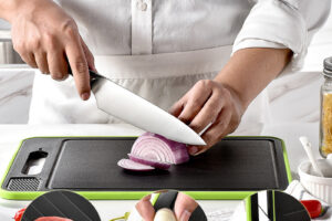 Planche à découper avec aiguiseur et fonction de décongélation